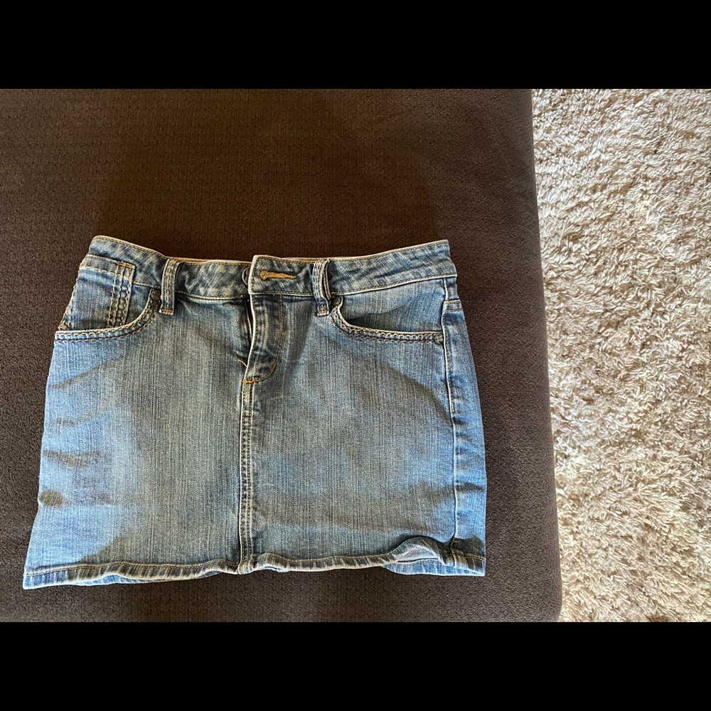 BCBG Max Azria denim skirt. Size 28 inch waist, approximately a US 6